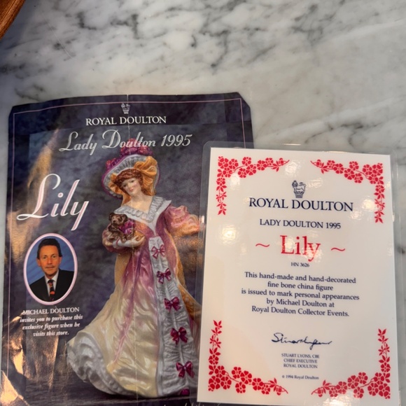Lady Doulton Lily Royal Doulton Figurine HN3626. 1995 Limited Edition. - Picture 3 of 10